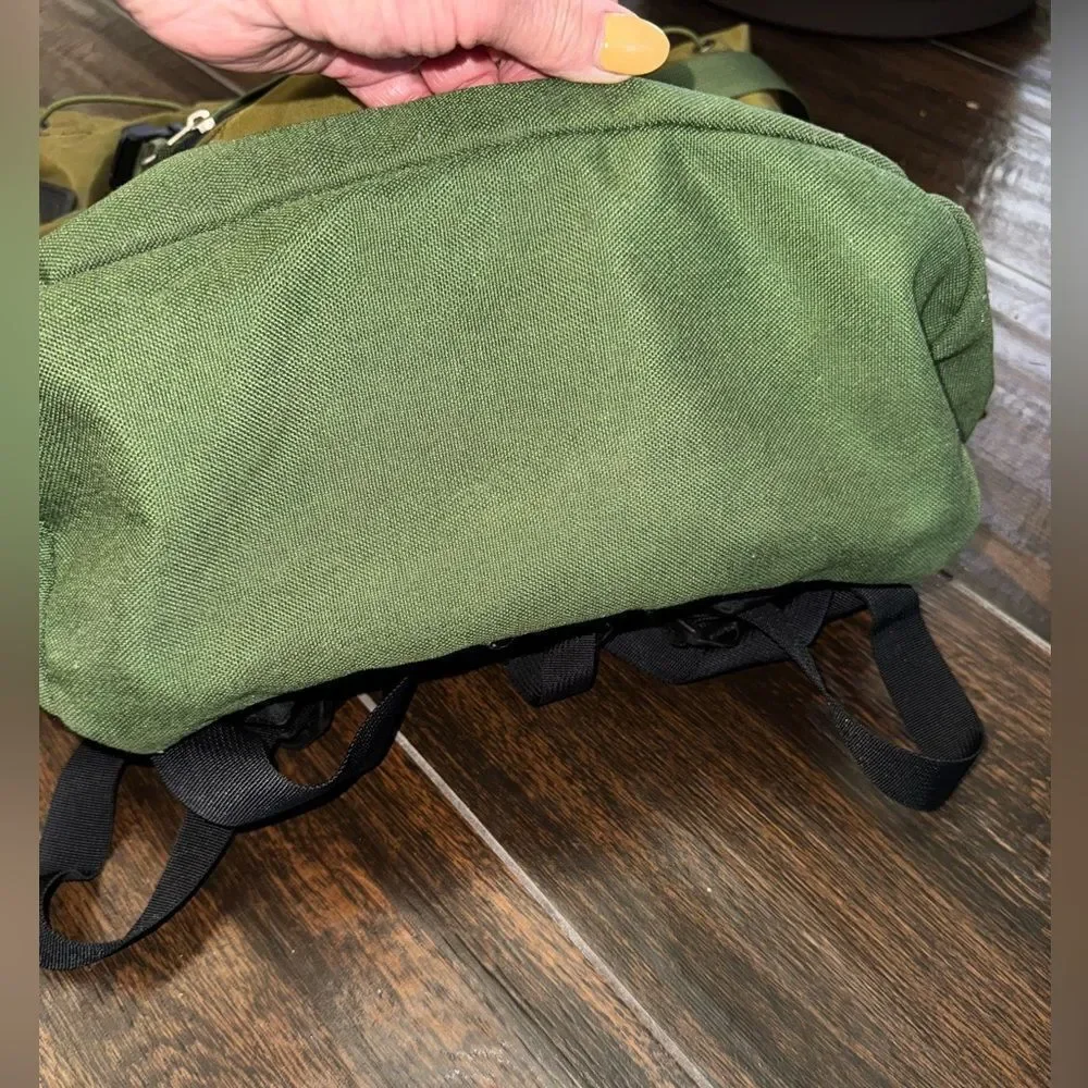 L.L. Bean Green vintage 1980’s backpack (DISCONTINUED) RARE BAG